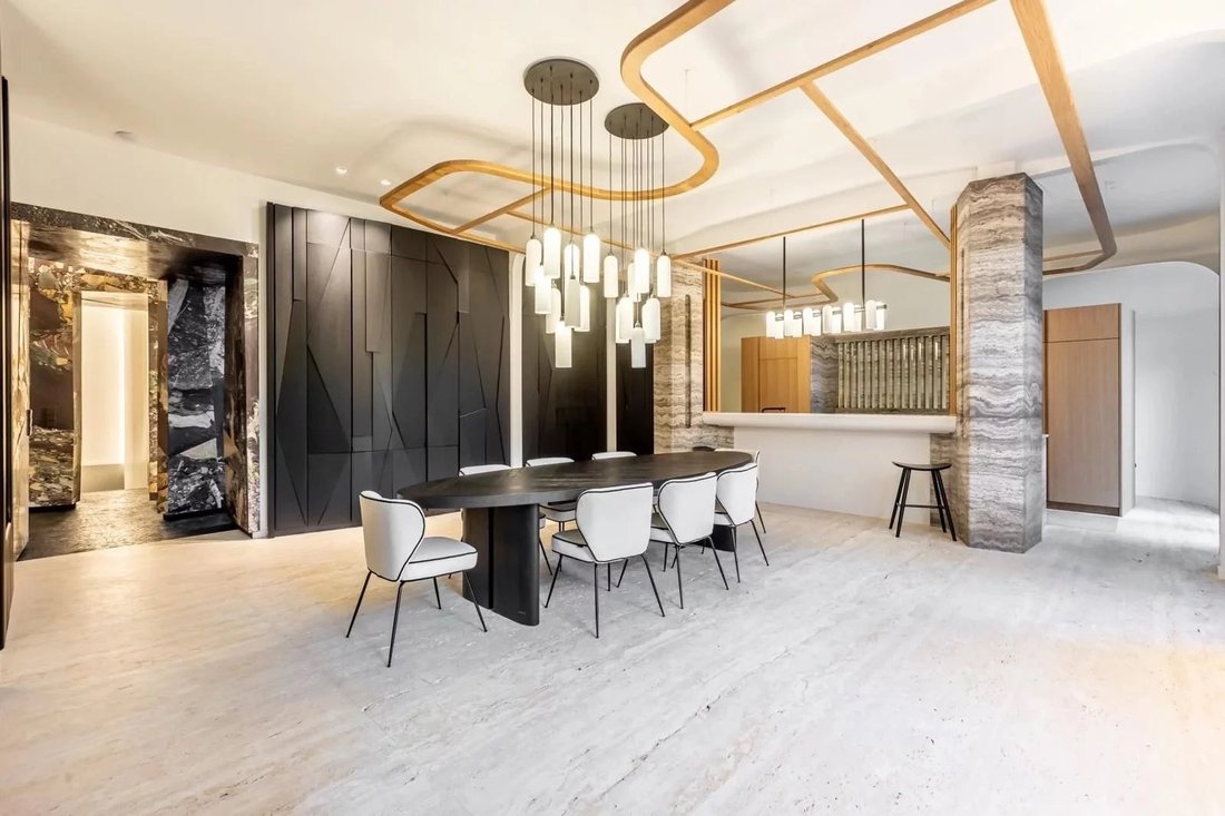 Apartment in Porte Dauphine, Paris 16e Arrondissement, Paris 2 - 17970350