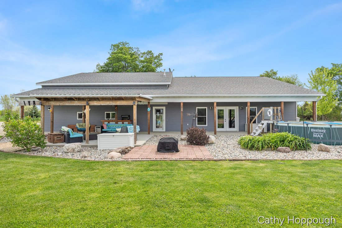 House in Clarksville, Michigan, United States 1 - 17967758