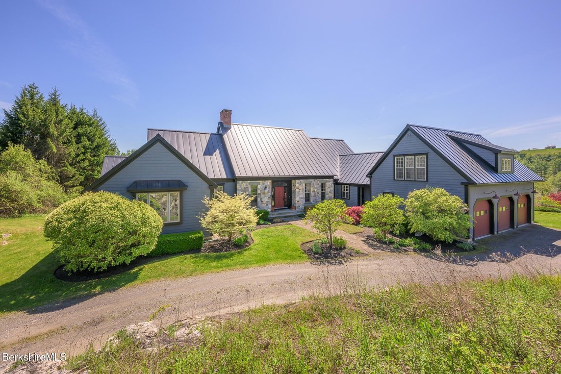 House in Great Barrington, Massachusetts, United States 5 - 16949484