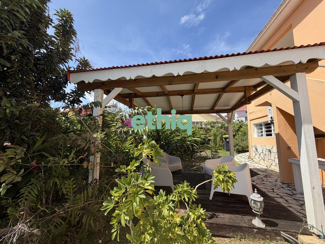 Villa in Baie-Mahault, Basse-Terre, Guadeloupe 4 - 17840874
