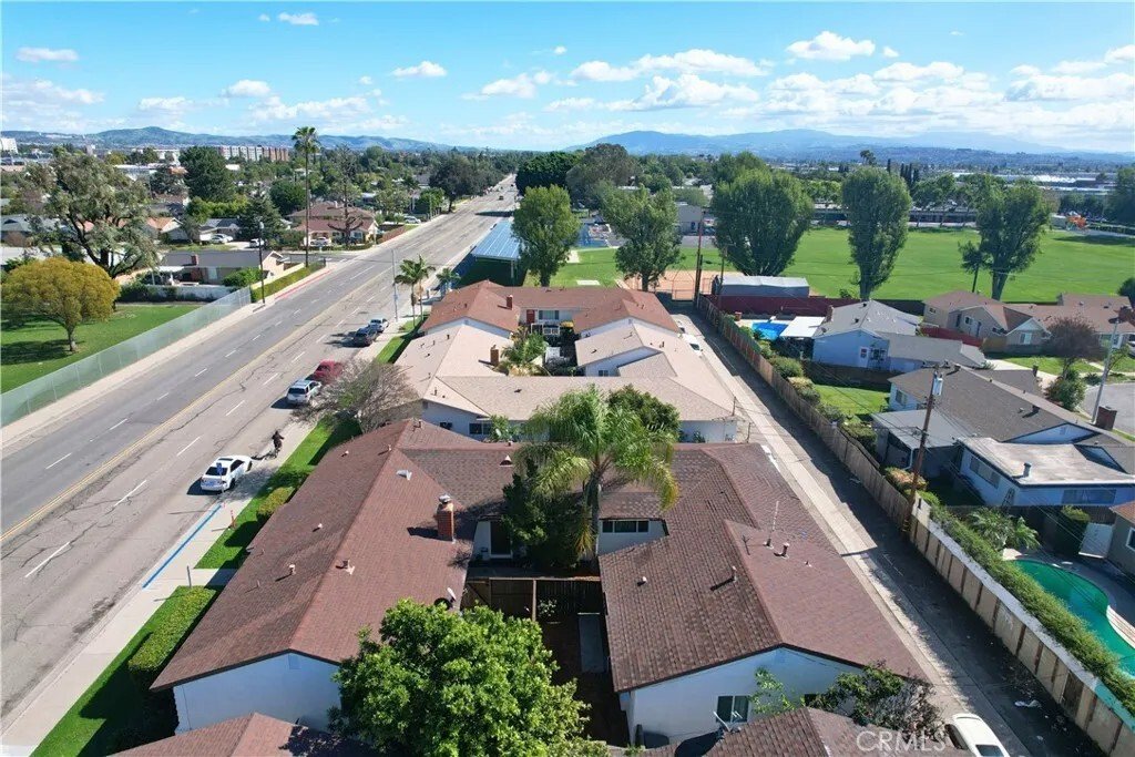 Fullerton, California, United States 3 - 17537141