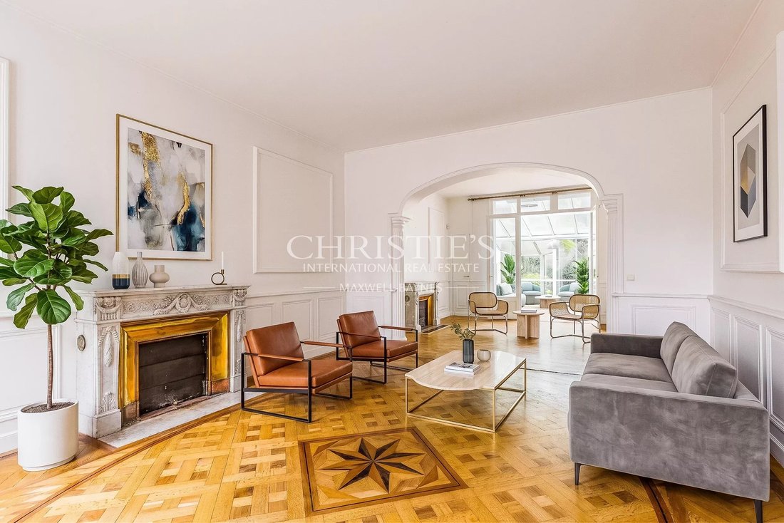 Apartment in Grand Parc-Chartrons-Paul Doumer, Bordeaux, France 1 - 17967194