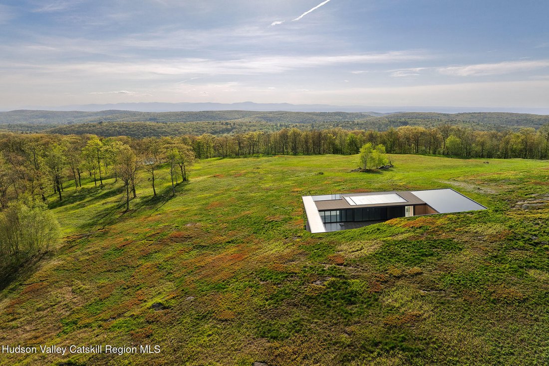House in Austerlitz, New York, United States 5 - 17101843