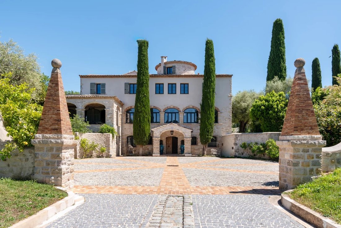 Villa in Bois Fleuri-Chevre d'Or-Saint Philippe, Biot, France 4 - 17967257