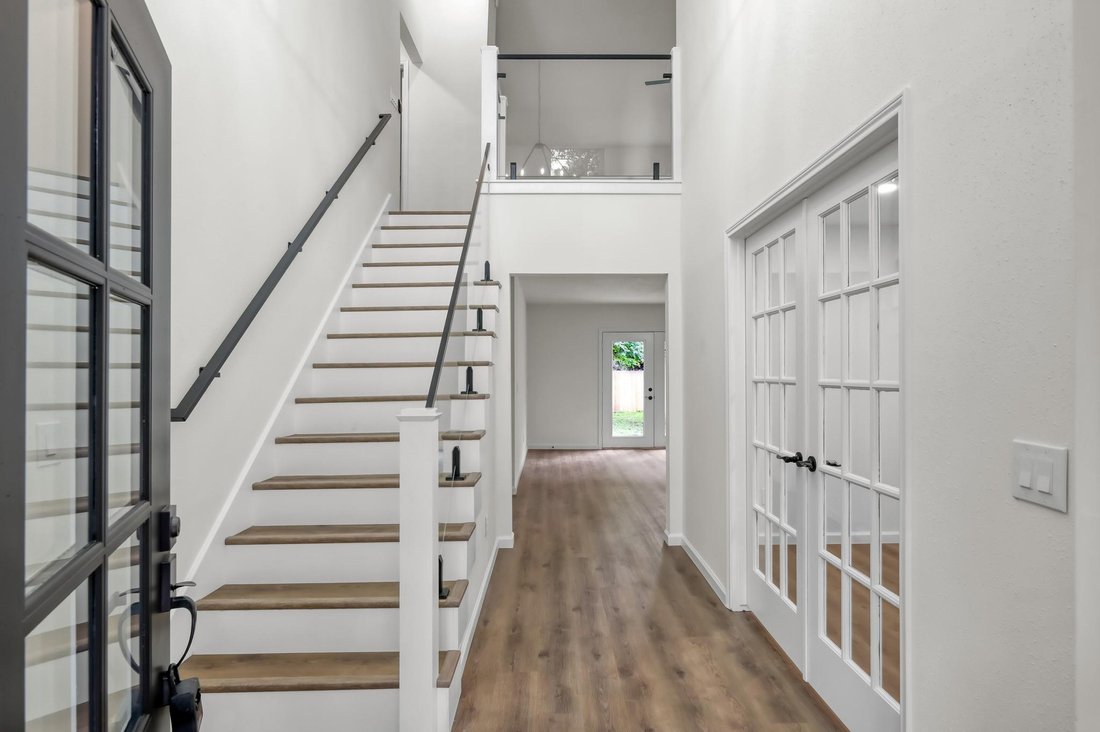 House in The Woodlands, Texas, United States 3 - 17966771