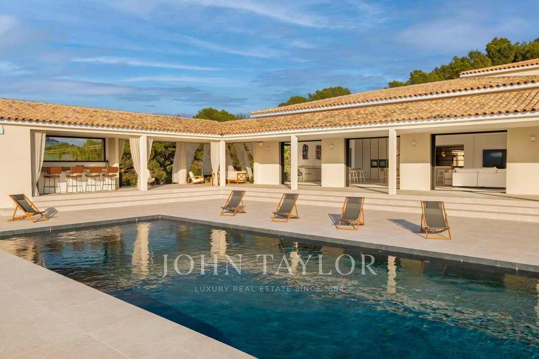 Villa in Mougins, Provence-Alpes-Côte d'Azur, France 5 - 17967350