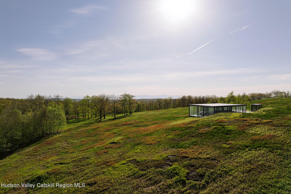 House in Austerlitz, New York, United States 3 - 17101843