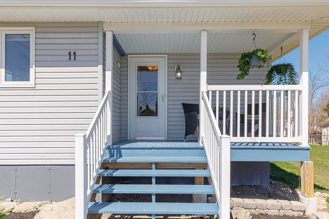 House in Collingwood, Ontario, Canada 3 - 17965769