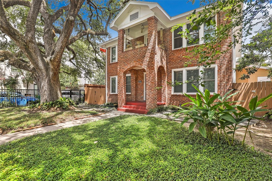 Houston, Texas, United States 3 - 17969712