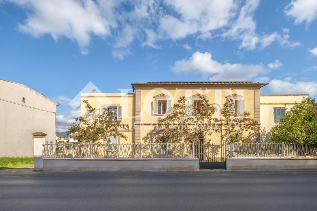 Villa in San Frediano a Settimo, Cascina, Tuscany 1 - 17969902