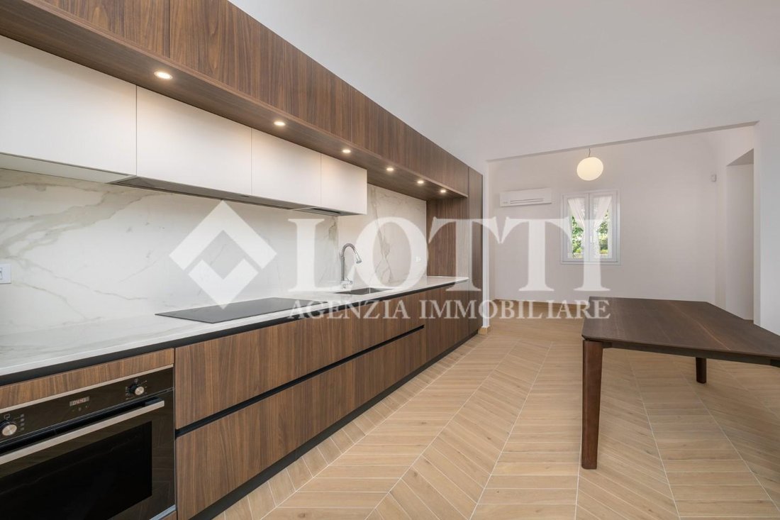 Villa in San Frediano a Settimo, Cascina, Tuscany 3 - 17969902