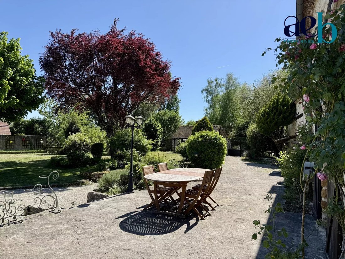 Estate in Cessoy-en-Montois, Ile-de-France, France 3 - 17970083