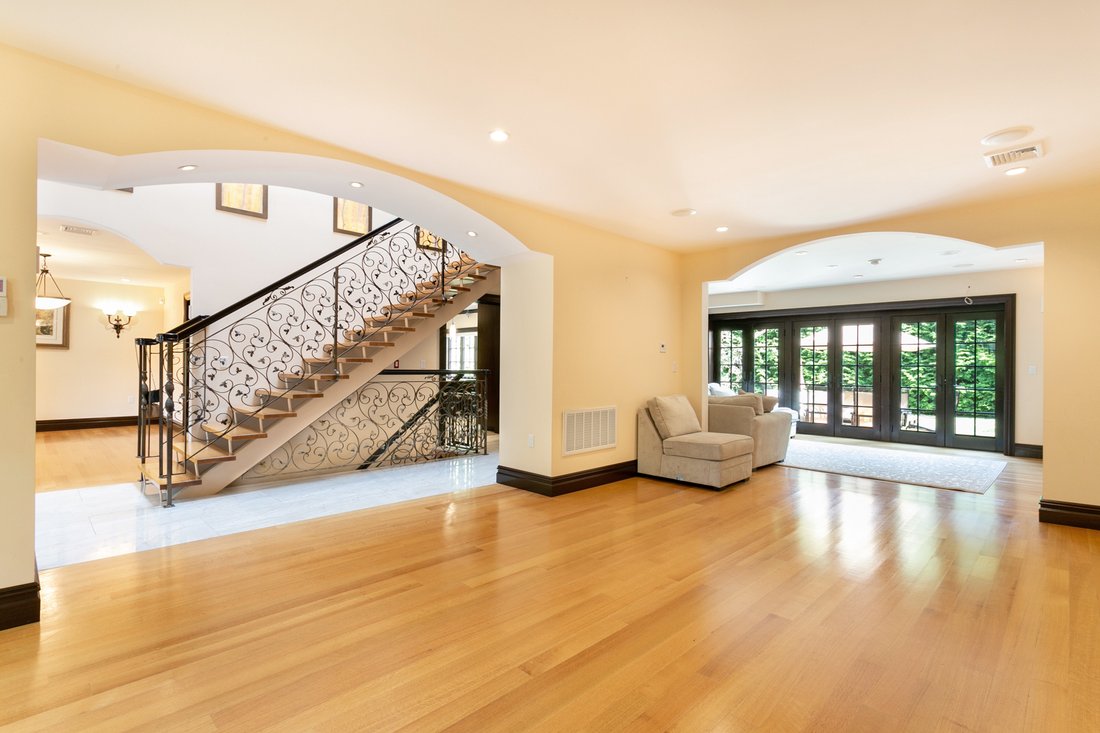 House in New York, New York, United States 5 - 17967853