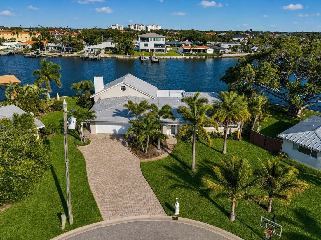 House in St. Petersburg, Florida, United States 2 - 17966334