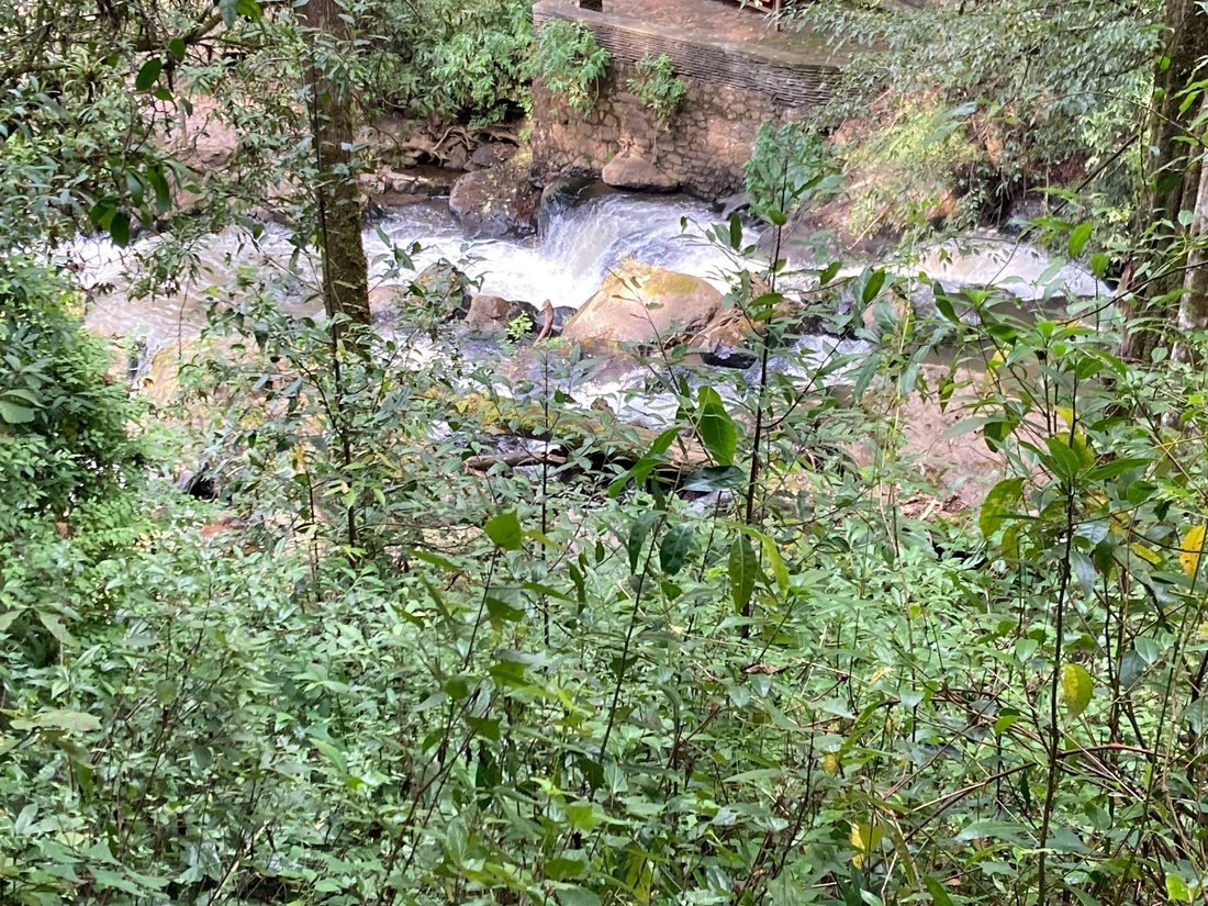 Terreno in Valle de Bravo, Stato del Messico, Messico 1 - 17970342