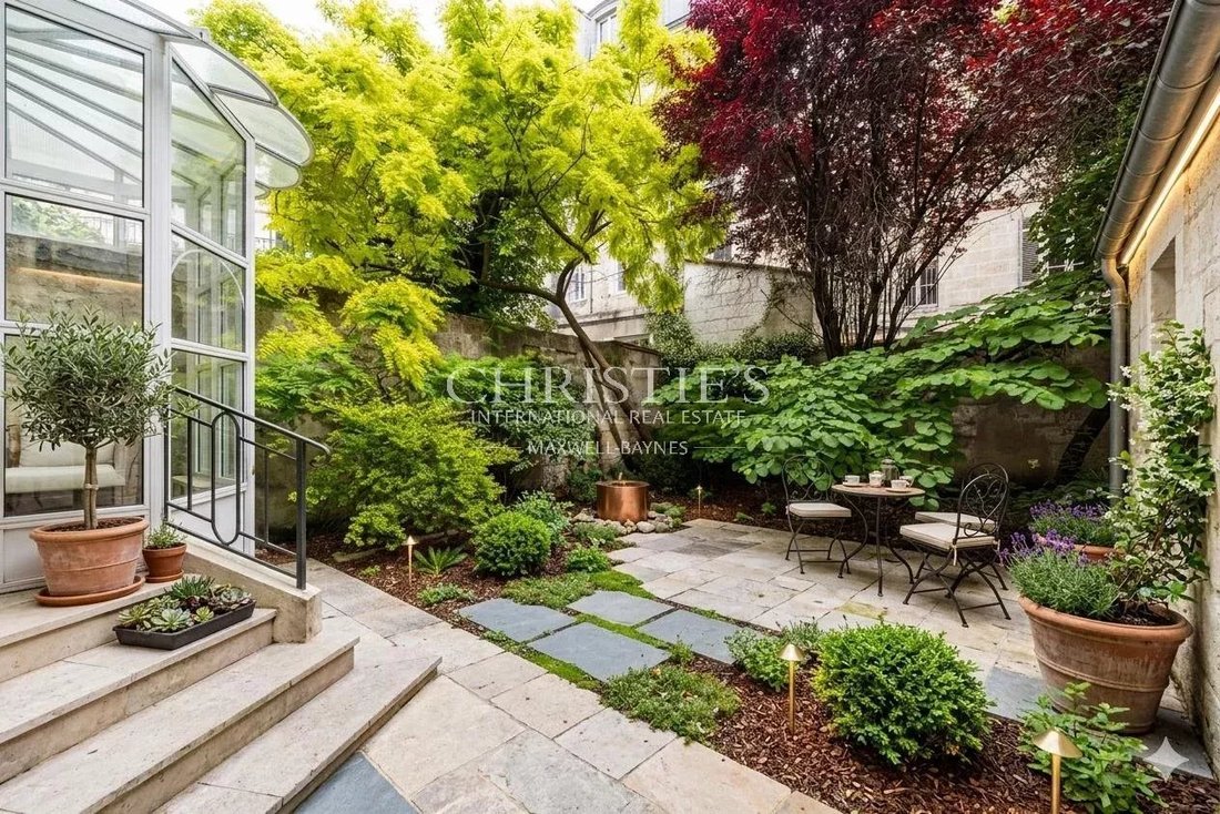 Apartment in Grand Parc-Chartrons-Paul Doumer, Bordeaux, France 3 - 17967194