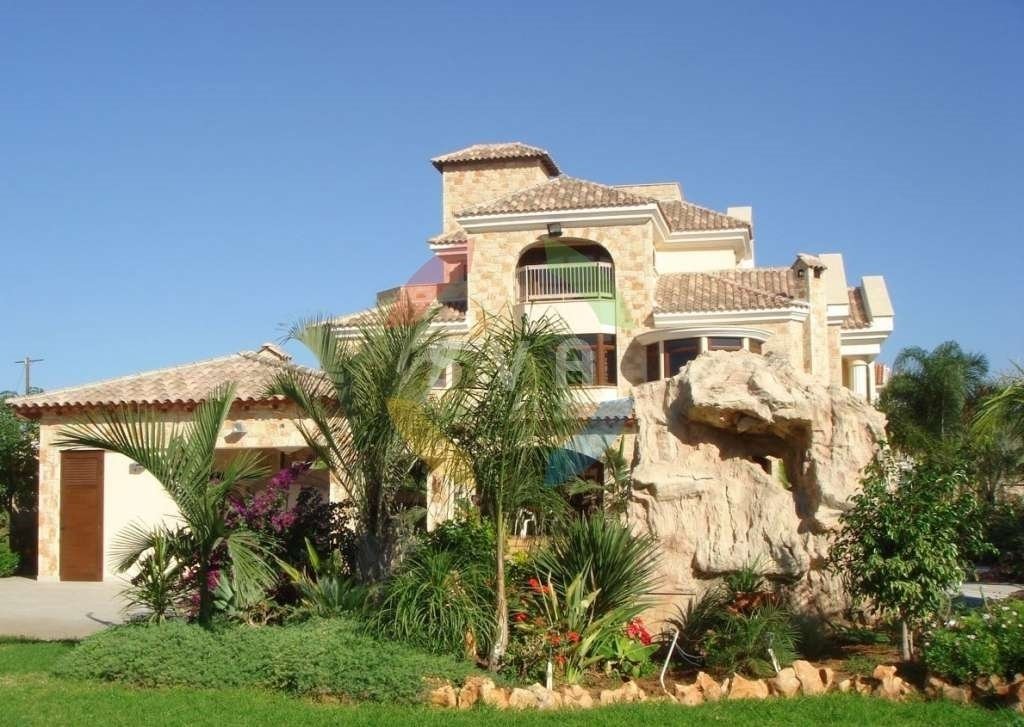 Villa in Limassol, Limassol, Cyprus 5 - 14672066