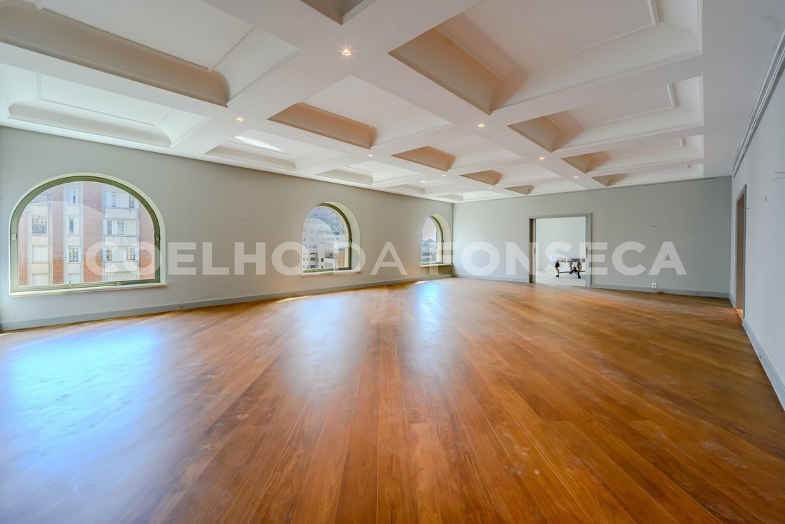 Condo in São Paulo, State of São Paulo, Brazil 1 - 17971389