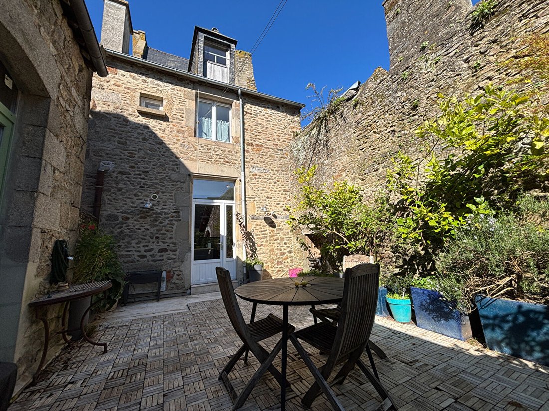 Villa in Dinan, Brittany, France 3 - 17970418