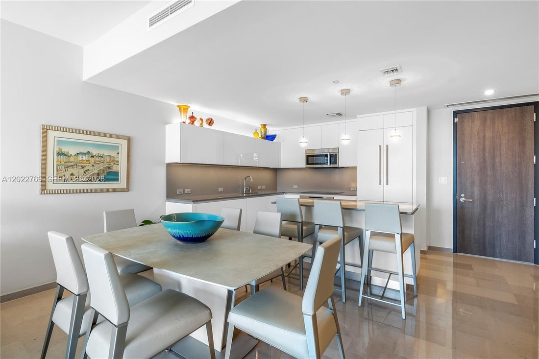 Condo in Miami, Florida, United States 4 - 17968609