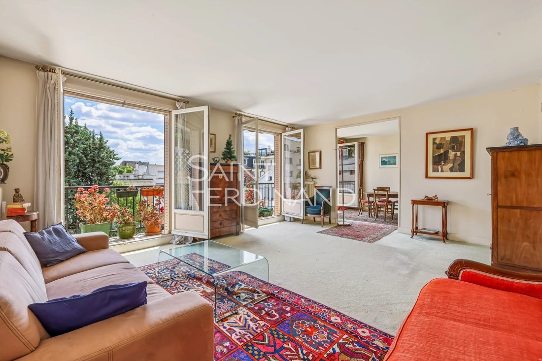 Apartment in Saint James-Delabordère, Neuilly-sur-Seine, France 2 - 17970110