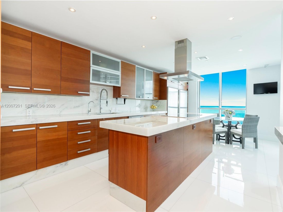 Condo in Miami Beach, Florida, United States 3 - 17968638