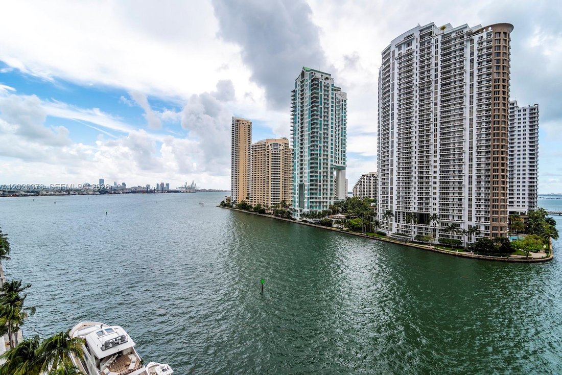 Condo in Miami, Florida, United States 4 - 17966318