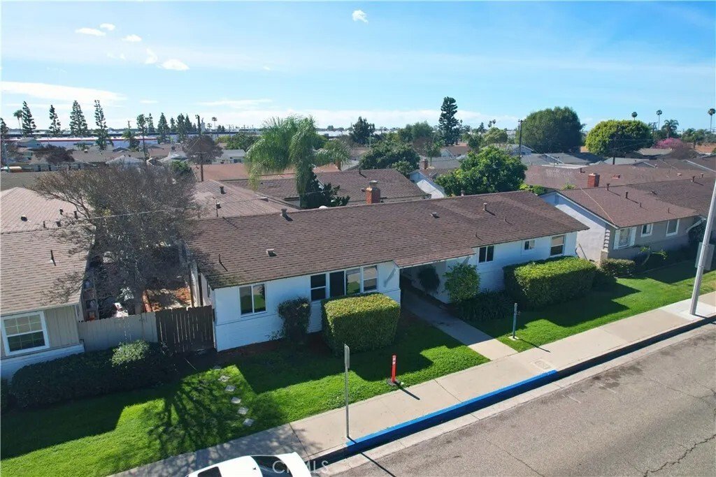 Fullerton, California, United States 4 - 17537141