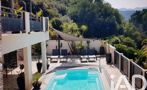 House in Amélie-les-Bains-Palalda, Occitania, France 1