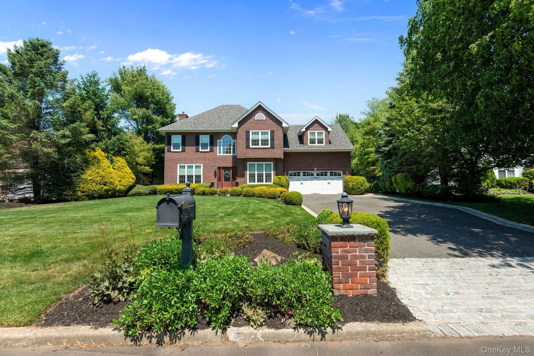 House in East Northport, New York, United States 4 - 17968129