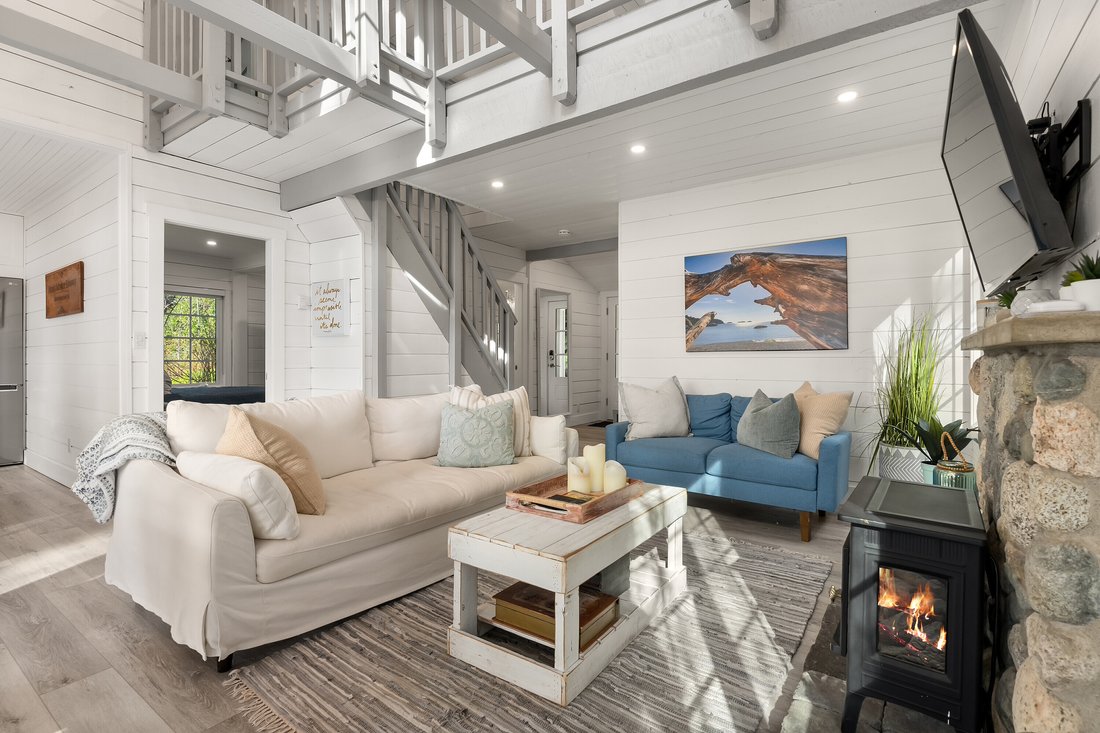 House in Sechelt, British Columbia, Canada 2 - 17968151