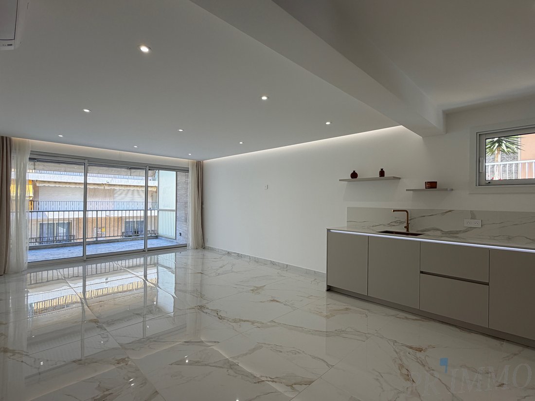 Apartment in Cannes, Provence-Alpes-Côte d'Azur, France 1 - 17969434