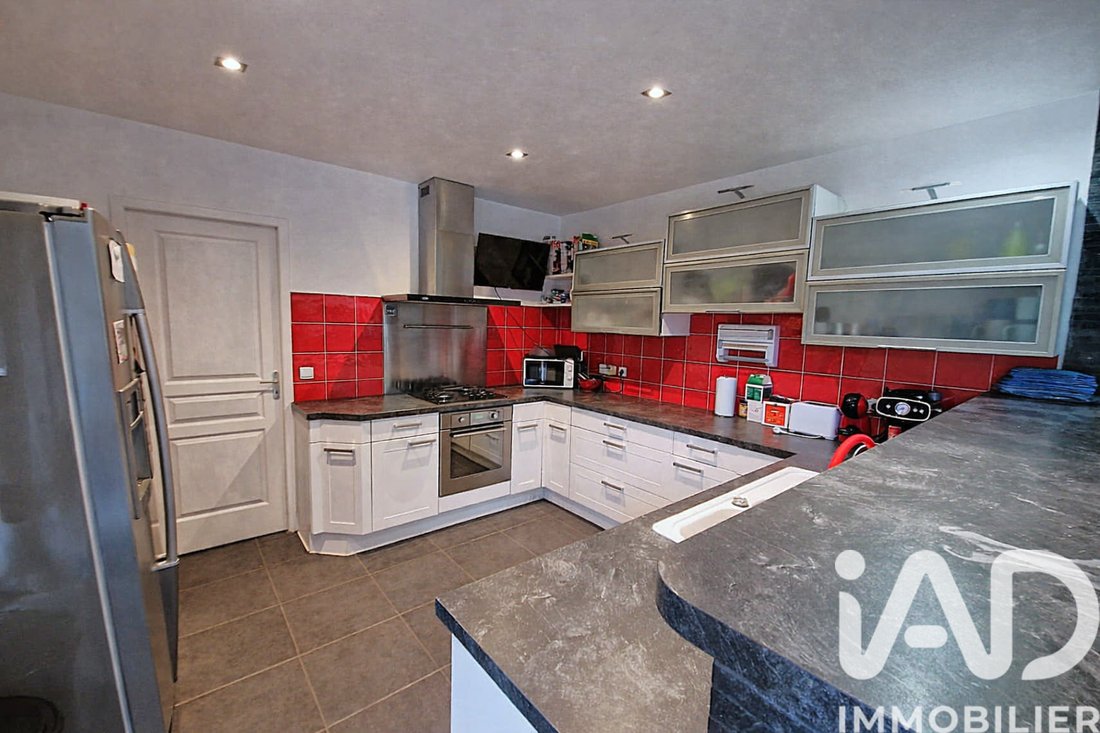 House in Mandres-les-Roses, Ile-de-France, France 4 - 17059938
