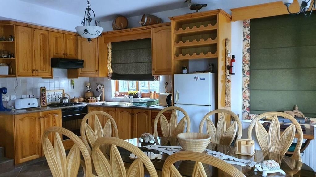 House in Pano Platres, Limassol, Cyprus 2 - 15893929