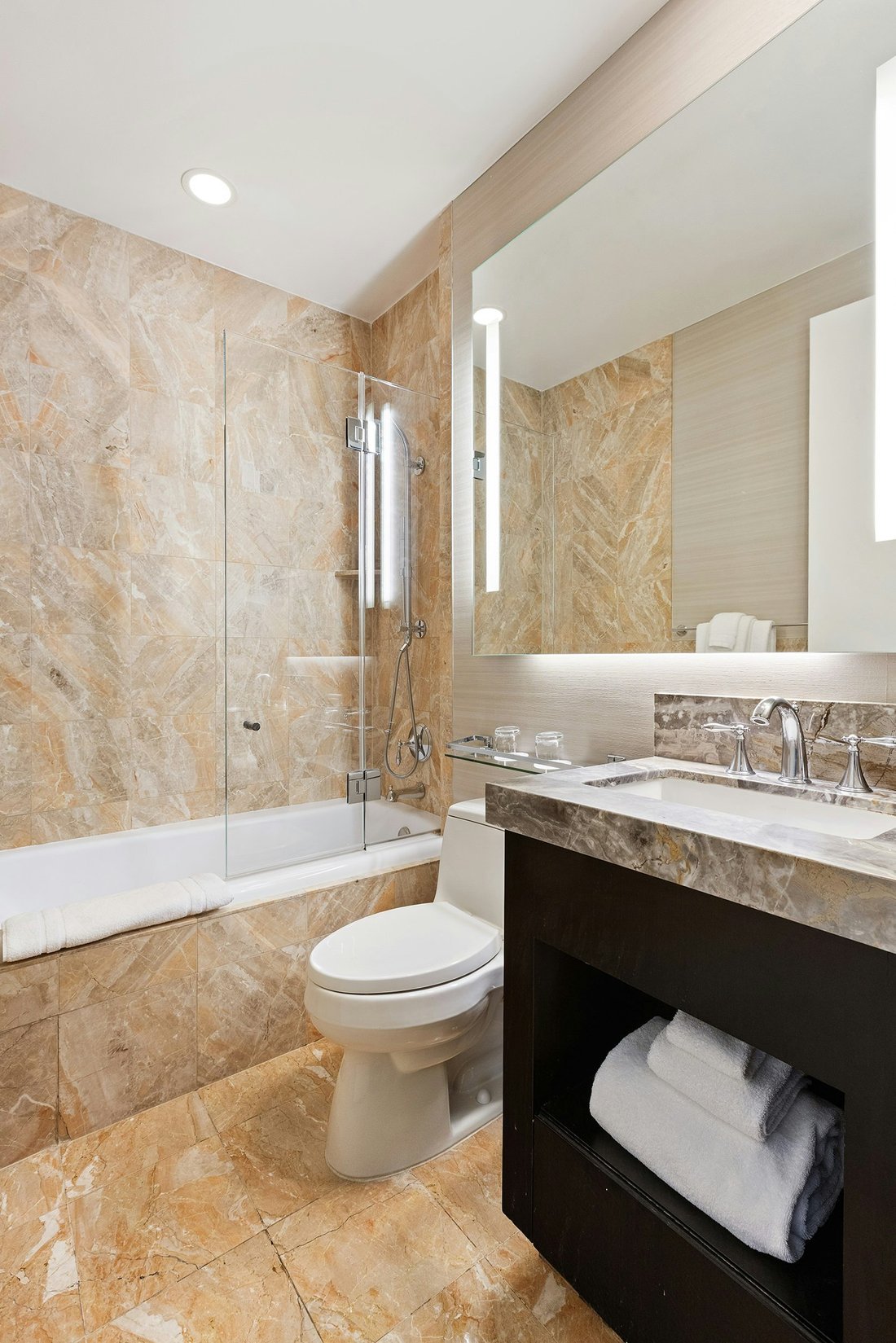 Condo in New York, New York, United States 5 - 17961529