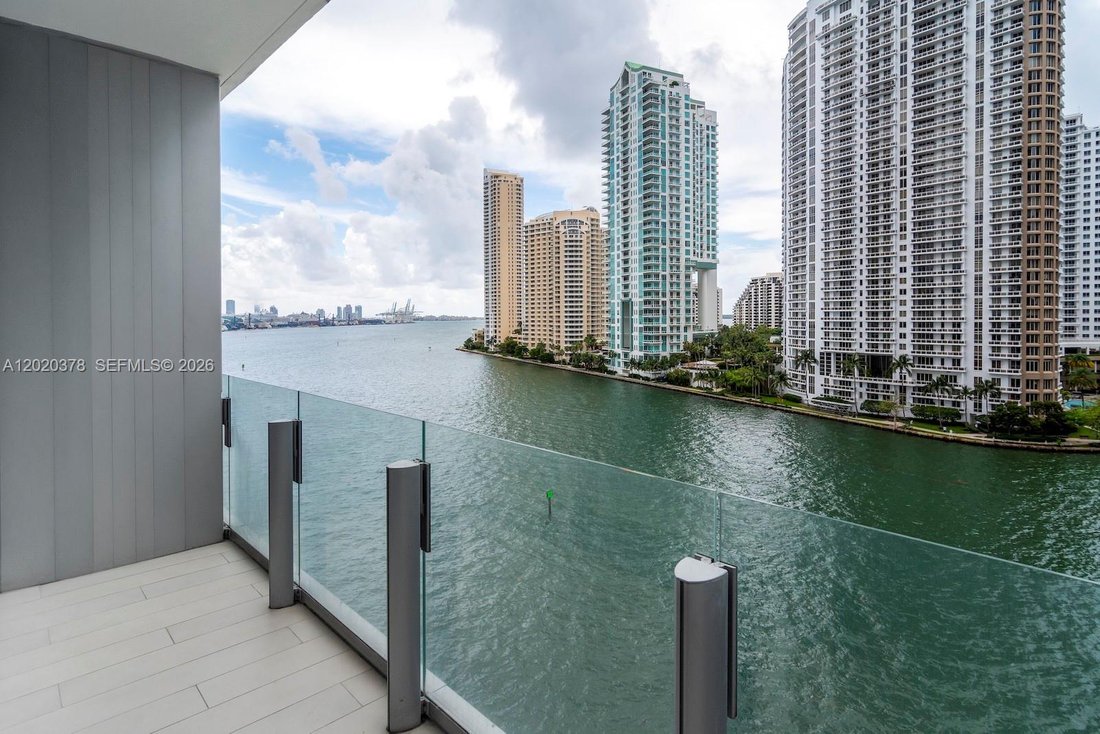 Condo in Miami, Florida, United States 3 - 17966318