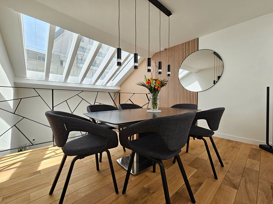House in Puteaux, Ile-de-France, France 2 - 12254602