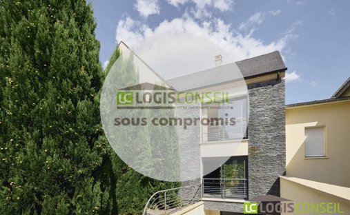 House in La Faiencerie-Le Clos Saint Cyr, Bourg-la-Reine, France 1