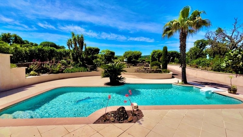 House in Frejus, Provence-Alpes-Côte d'Azur, France 2 - 17970269