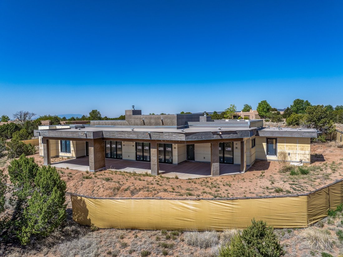 House in Santa Fe, New Mexico, United States 5 - 17966208