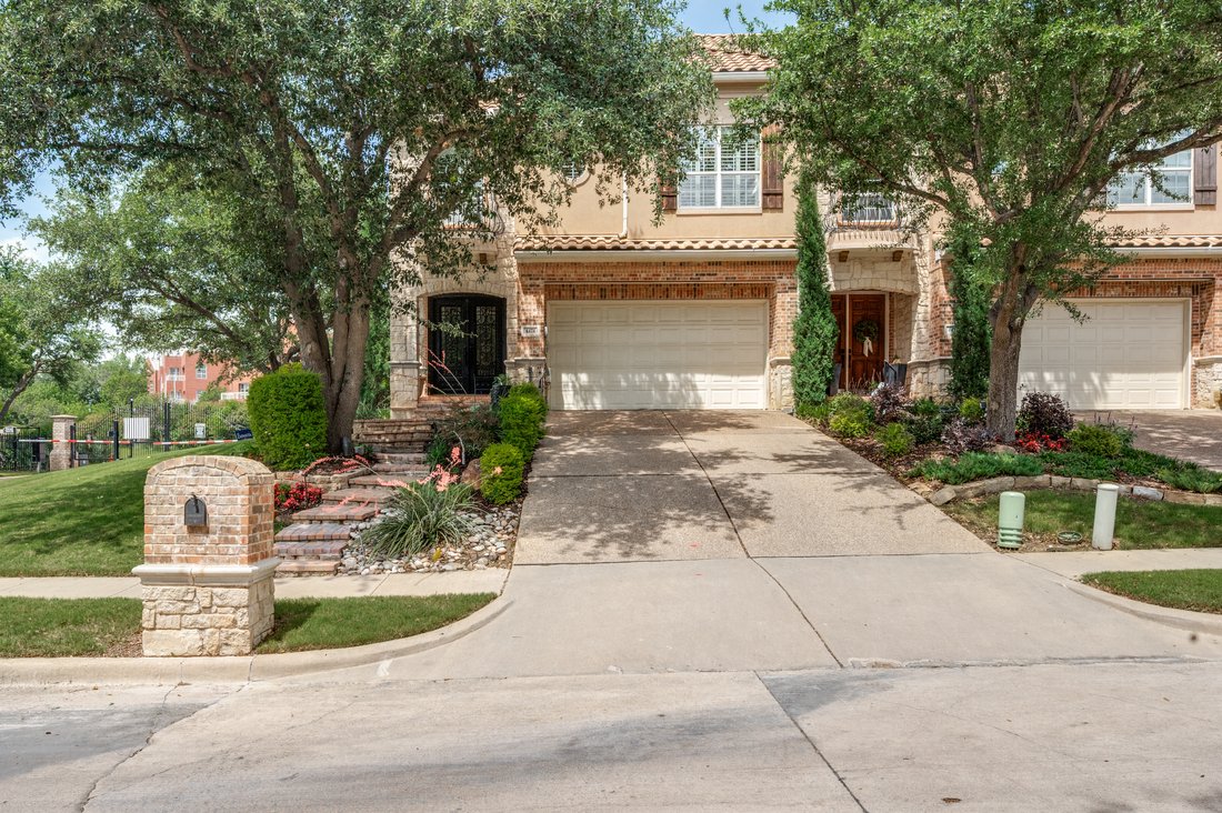 Irving, Texas, United States 1 - 17966872