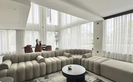 Casa en Europa-Pierre Midrin, Sevres, Francia 1