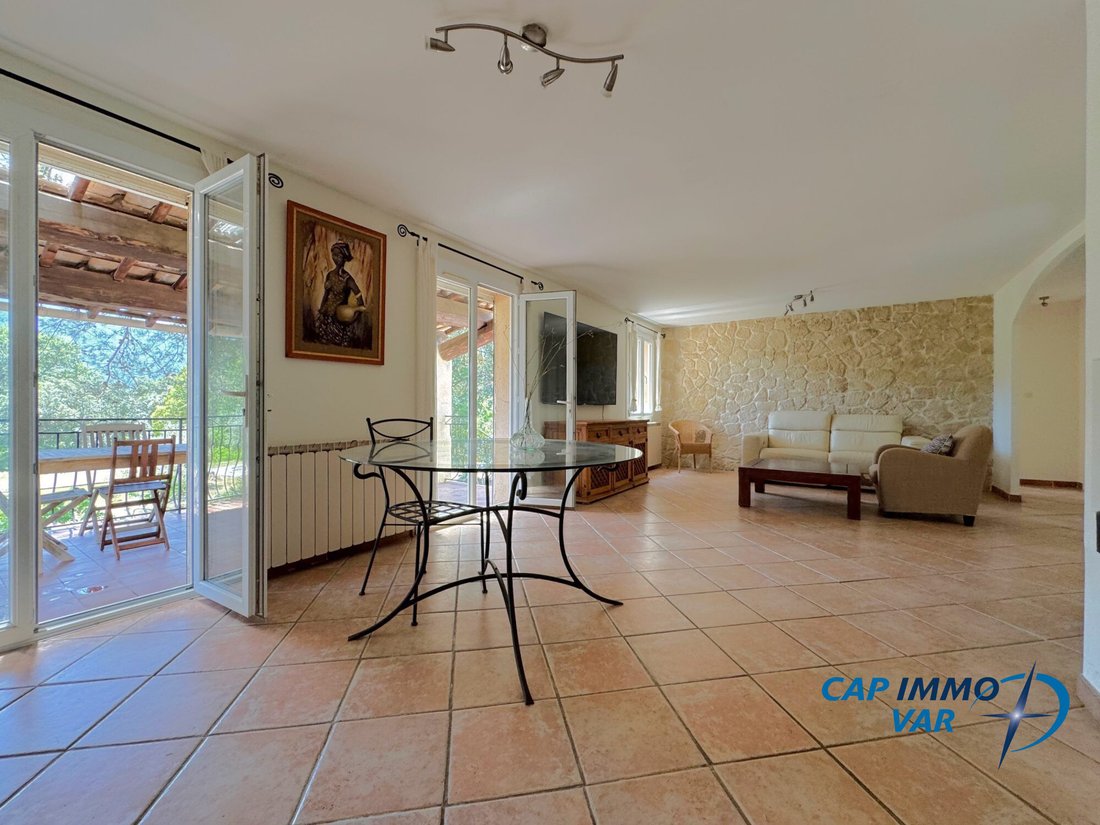 House in Signes, Provence-Alpes-Côte d'Azur, France 3 - 16847236