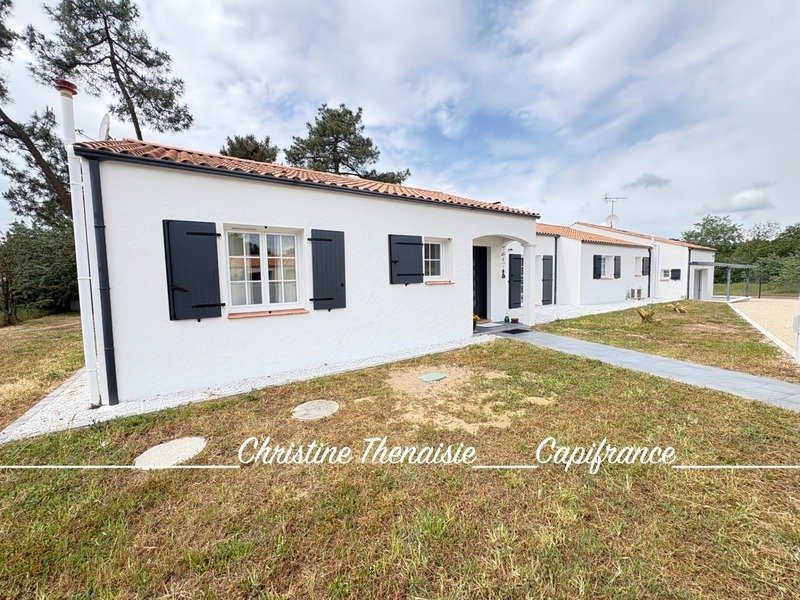 House in Saint-Hilaire-de-Riez, Pays de la Loire, France 2 - 17970276