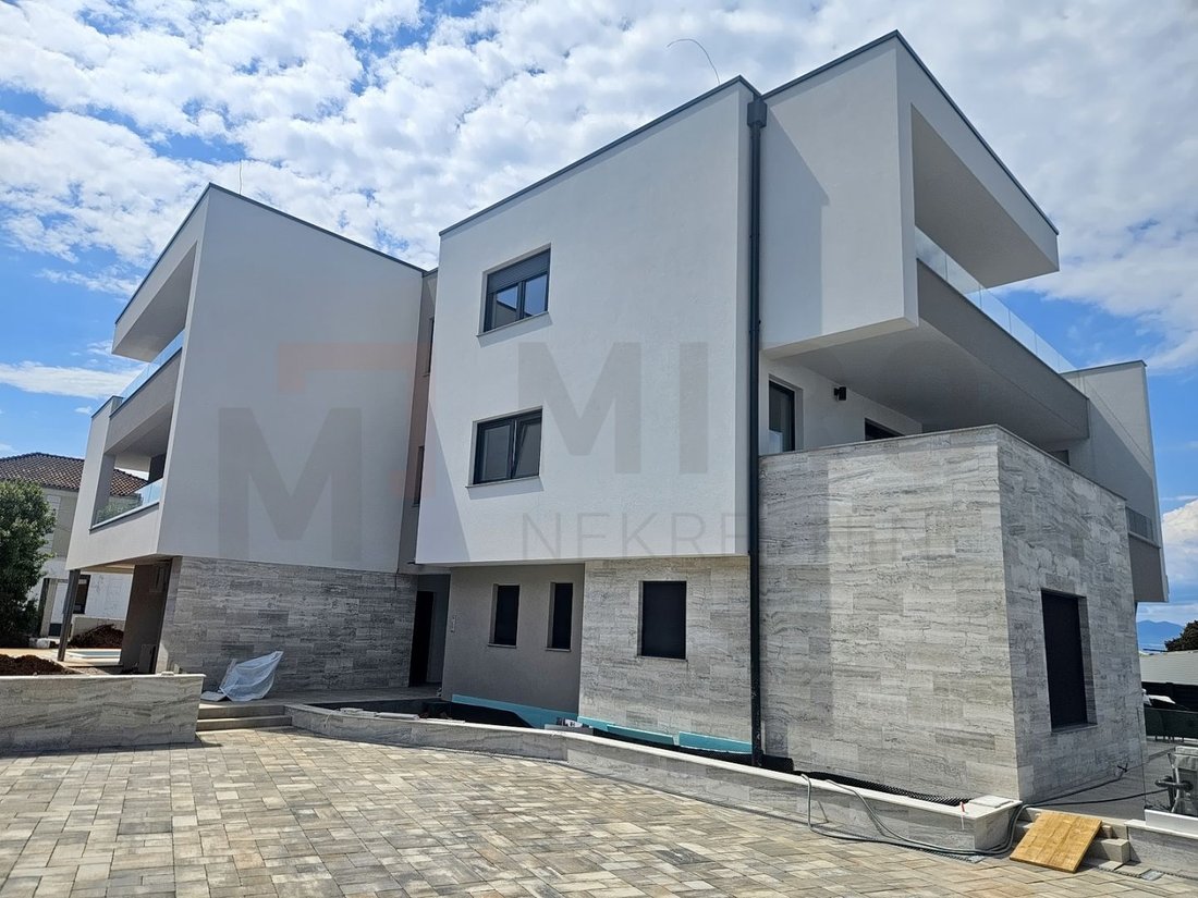 Apartment in Njivice, Primorje-Gorski Kotar County, Croatia 1 - 14544158