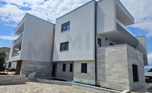 Apartment in Njivice, Primorje-Gorski Kotar County, Croatia 1