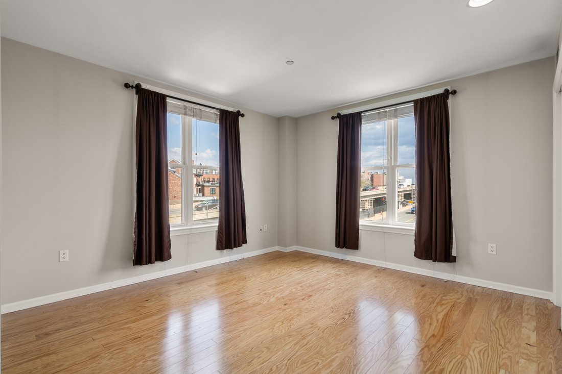 Condo in Boston, Massachusetts, United States 4 - 17971739