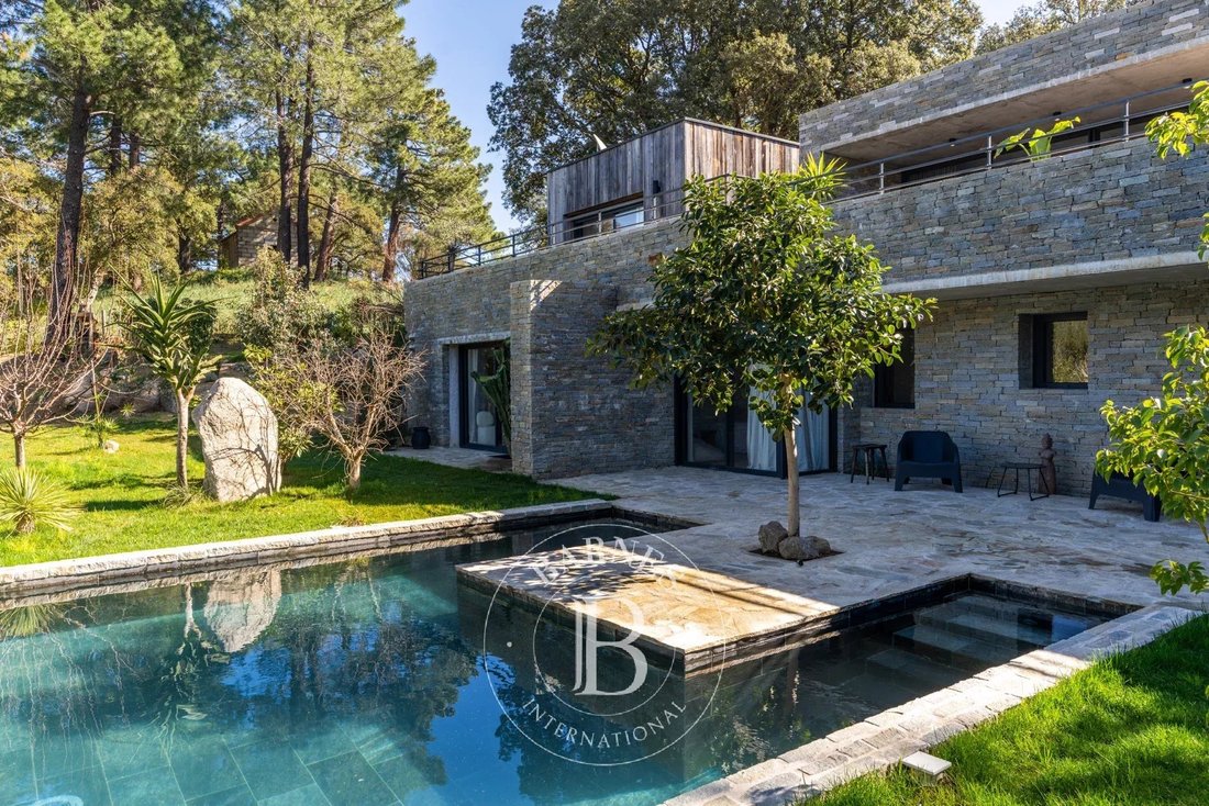 Villa in Lecci, Corsica, France 1 - 17967462