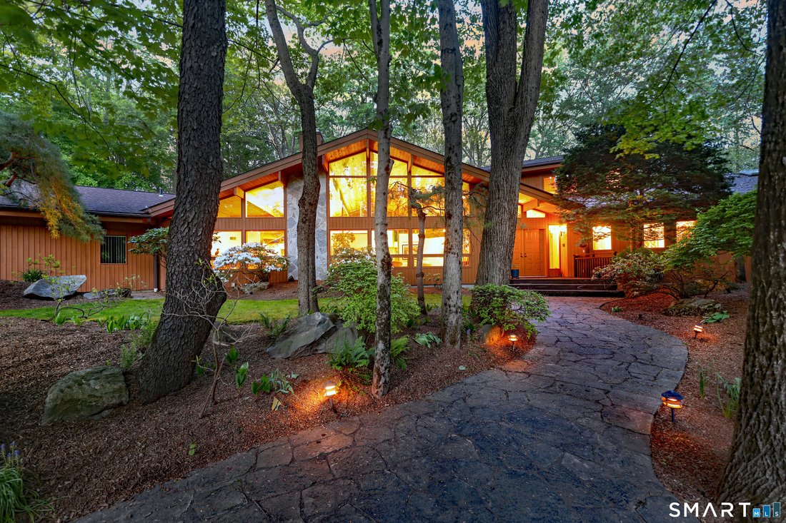 House in Orange, Connecticut, United States 3 - 17938016
