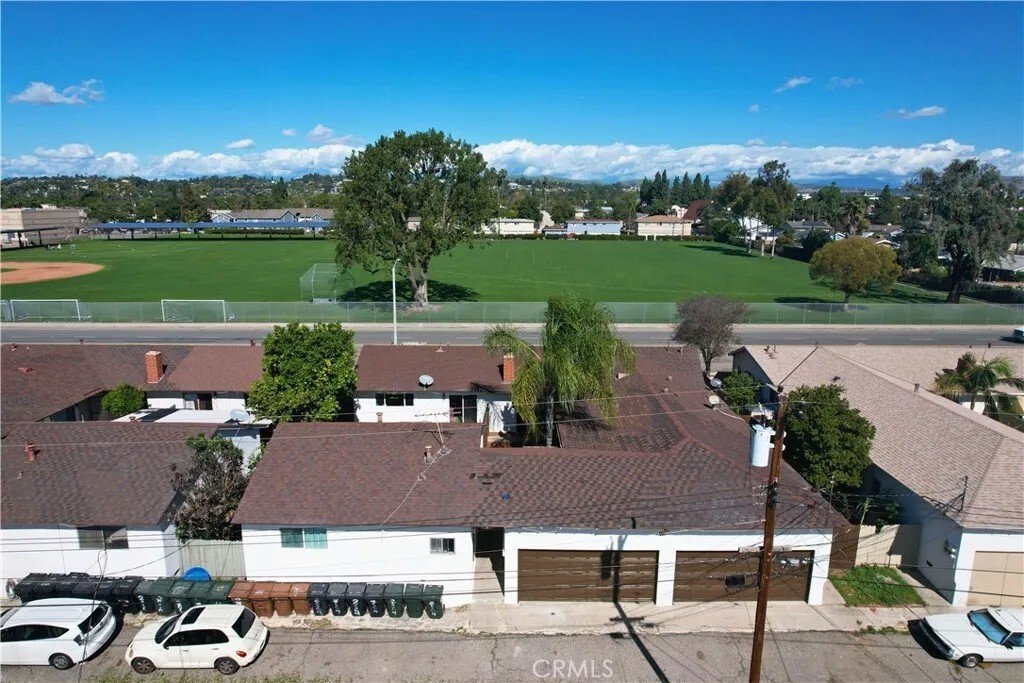 Fullerton, California, United States 5 - 17537141